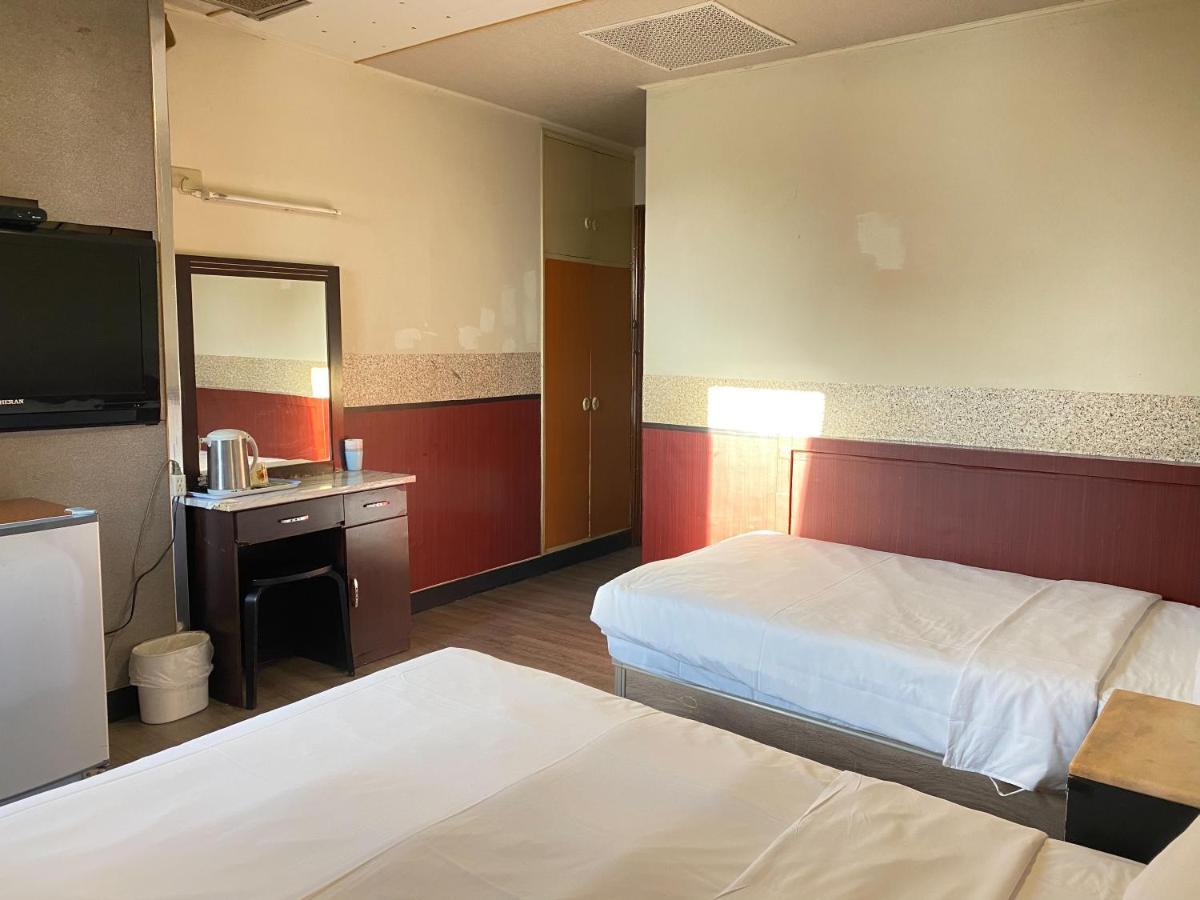 Huang Kai Hotel Taichung Eksteriør billede