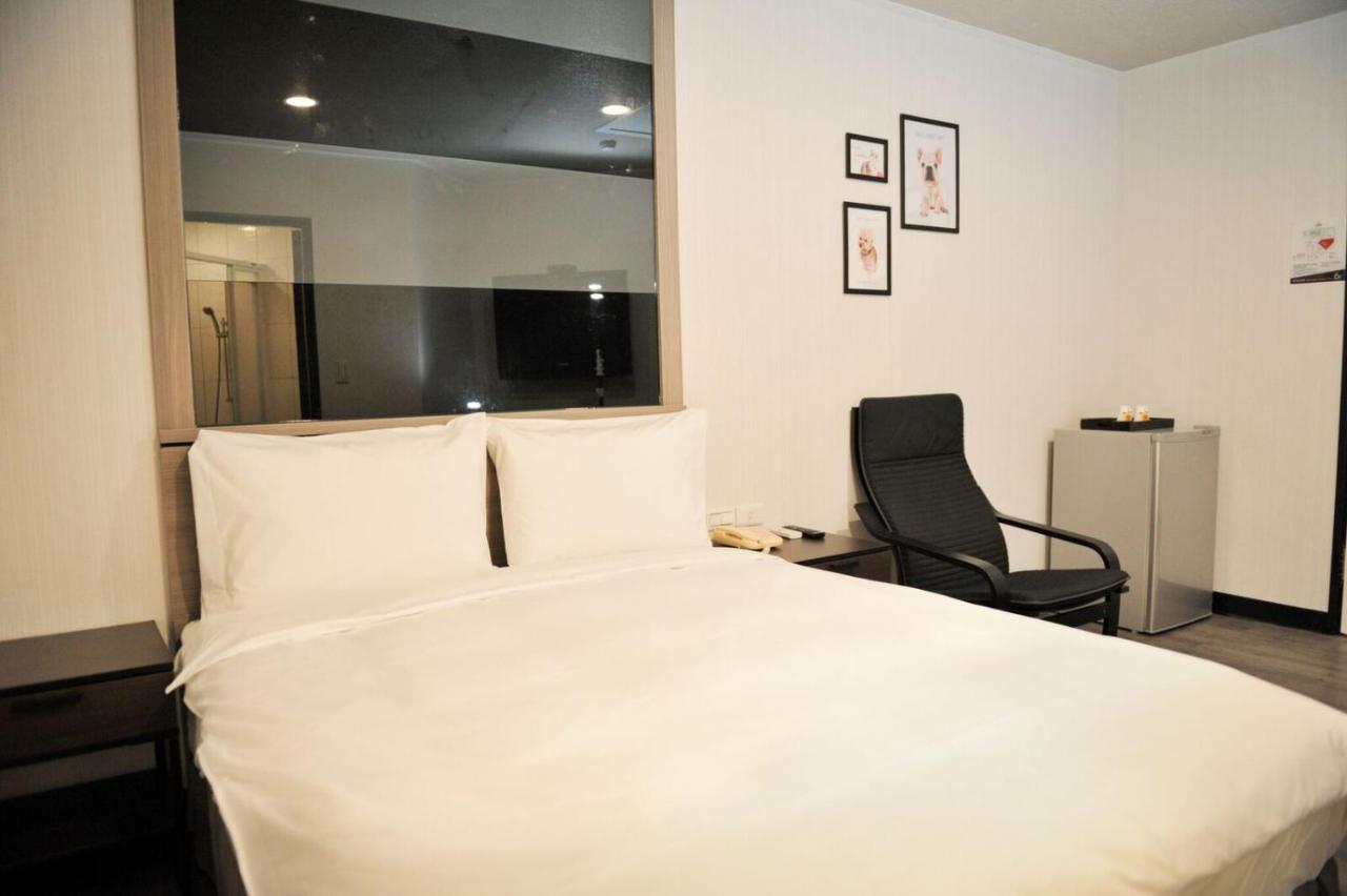 Huang Kai Hotel Taichung Eksteriør billede