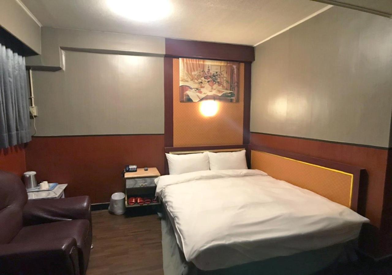 Huang Kai Hotel Taichung Eksteriør billede